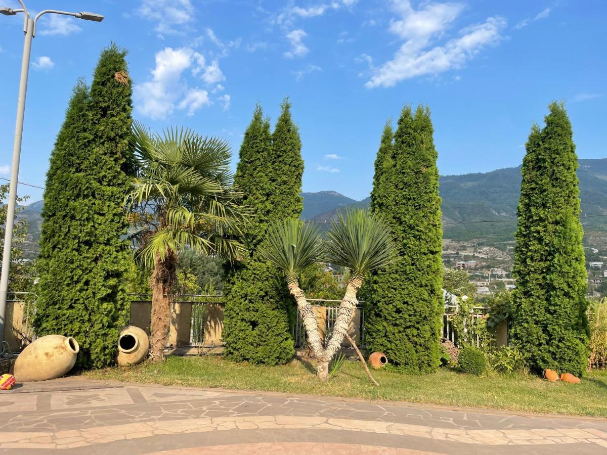 Kamar Hotel Ijevan Bagian luar foto