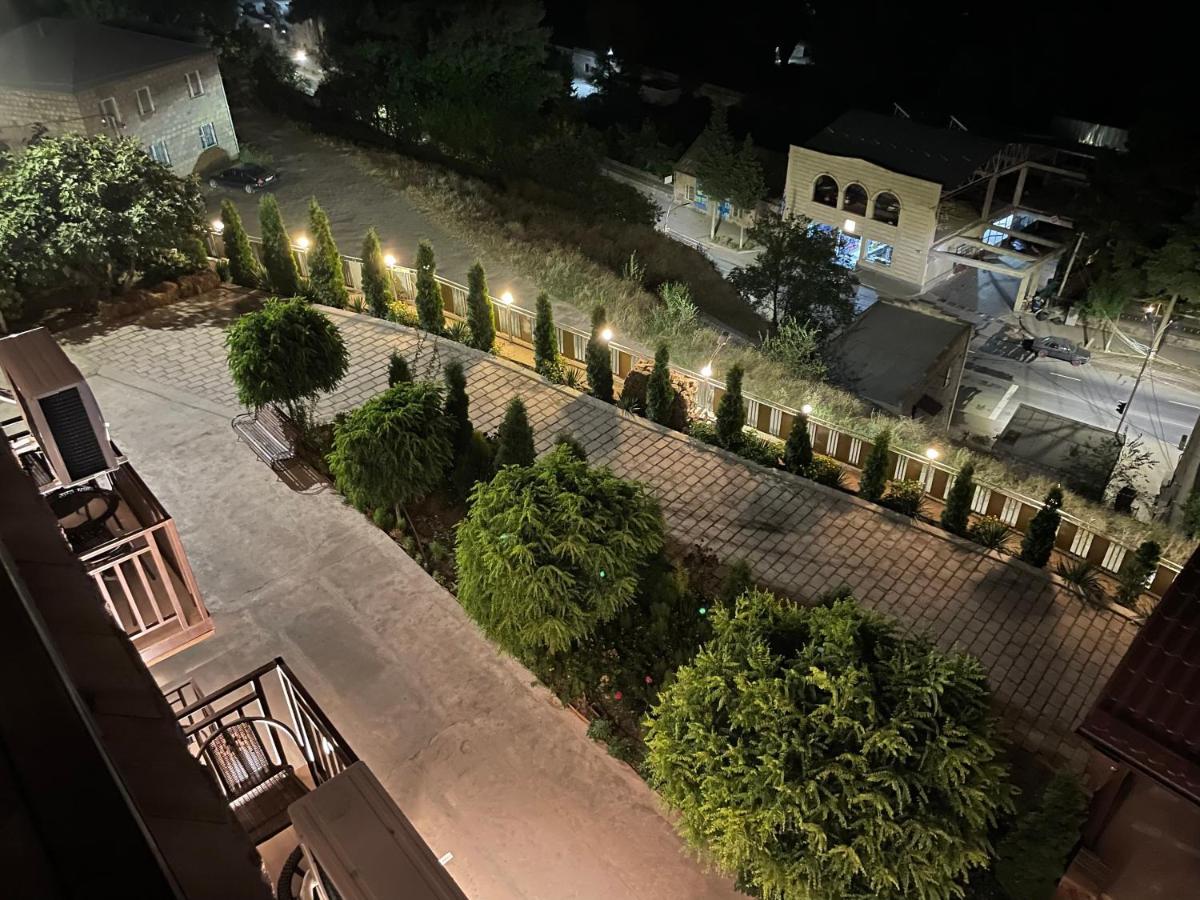 Kamar Hotel Ijevan Bagian luar foto