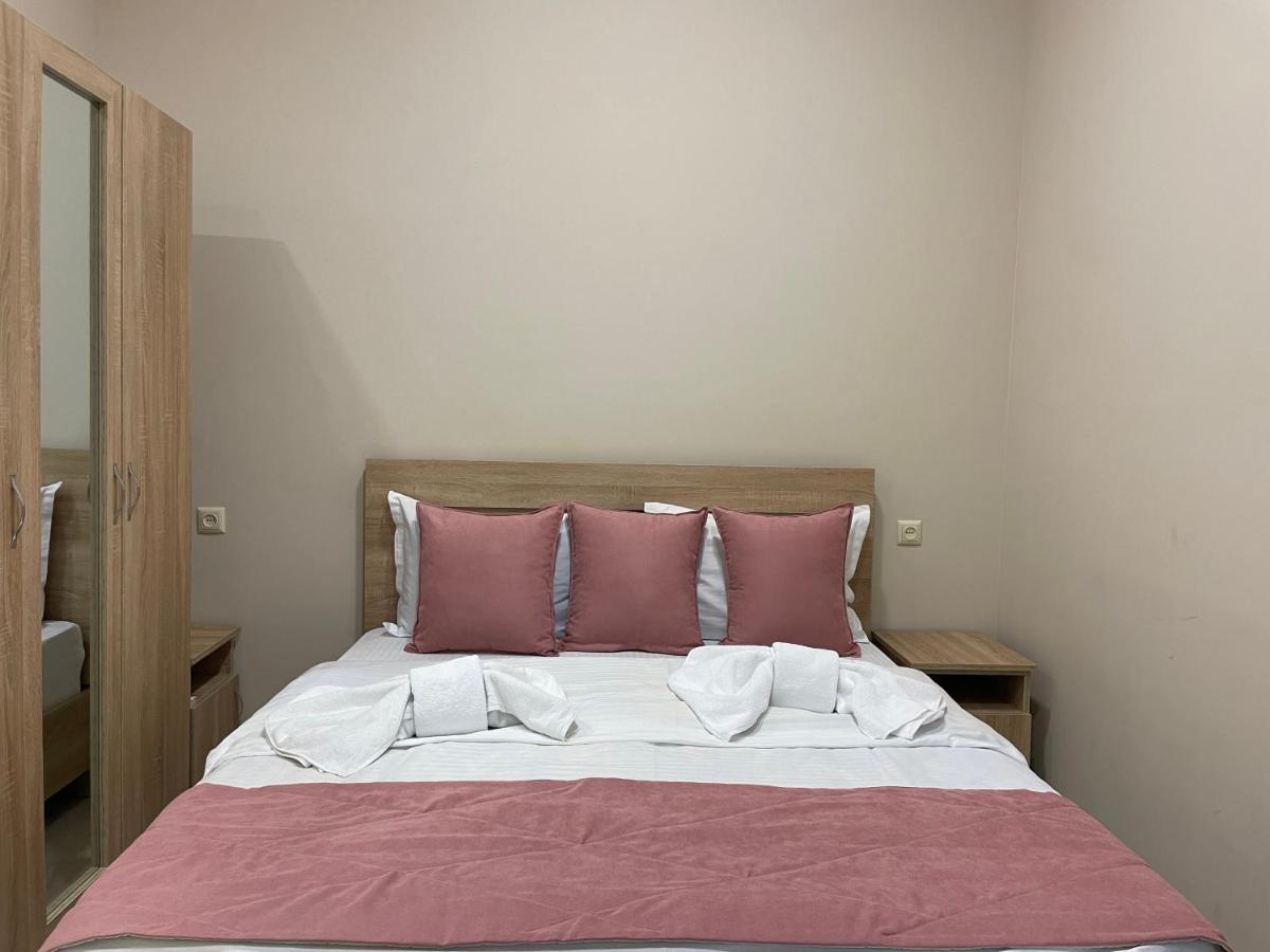 Kamar Hotel Ijevan Bagian luar foto