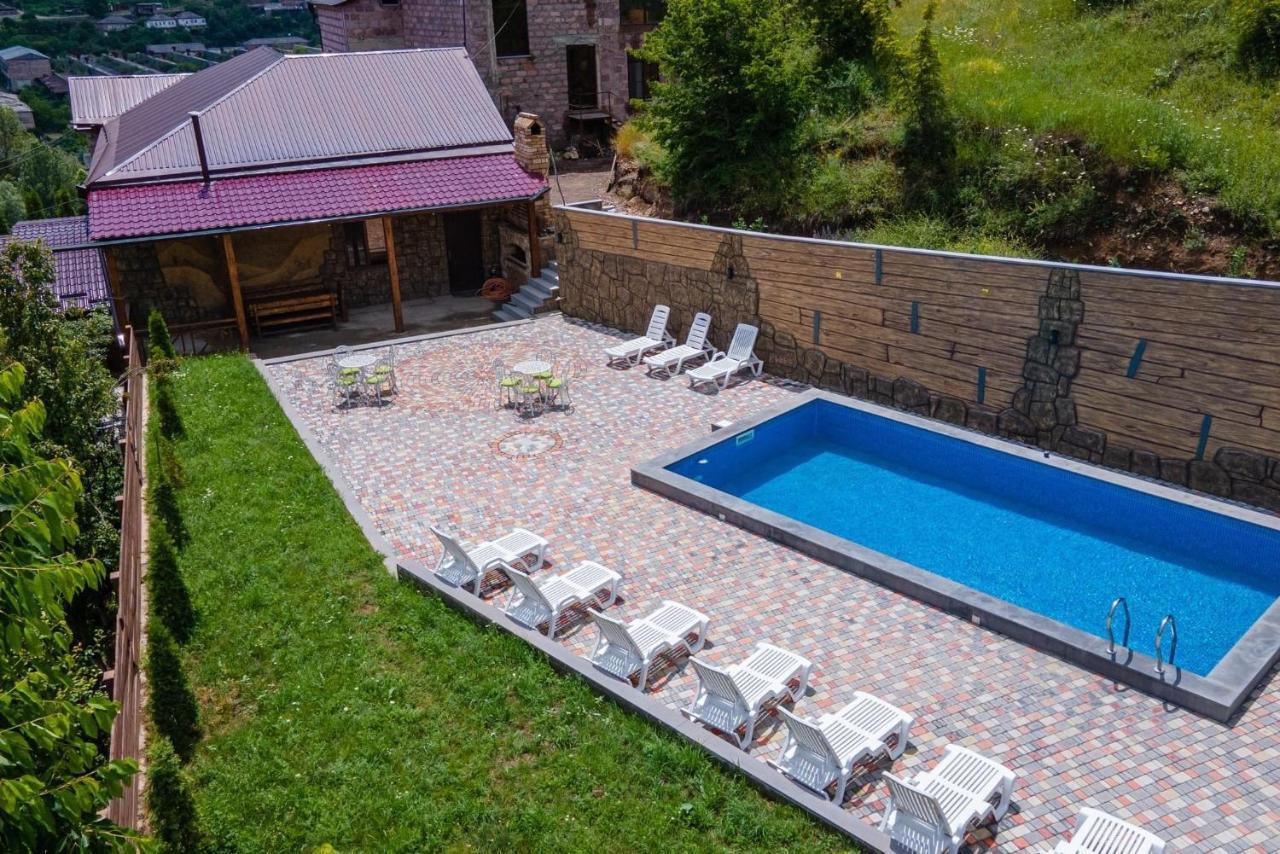 Kamar Hotel Ijevan Bagian luar foto